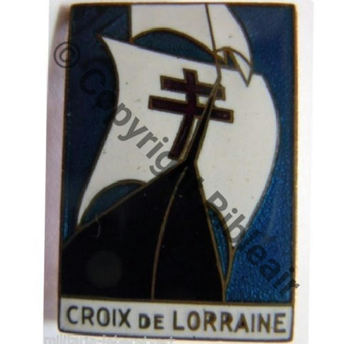 CROIX  FREGATE CROIX LORRAINE 1945.61 AB.P Bol poinconne Dos lisse irreg Sc.leberetvert PV25Eur 